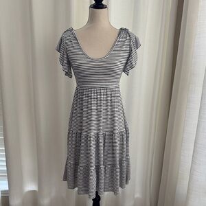 Max Studio Striped Black and White Flutter Sleeve Dress